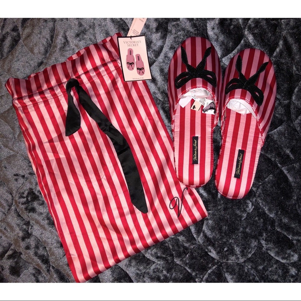 VS slippers